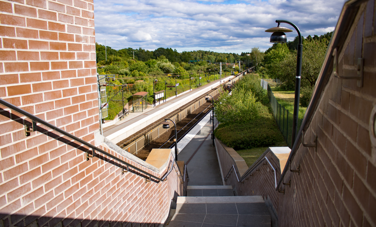 ...to the running city. Universitetet, Stockholm, Sweden.